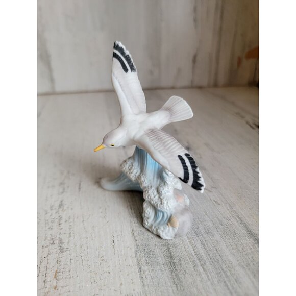 Lefton 1987 seagull on wave vintage home bird figure sea ocean - Picture 1 of 8